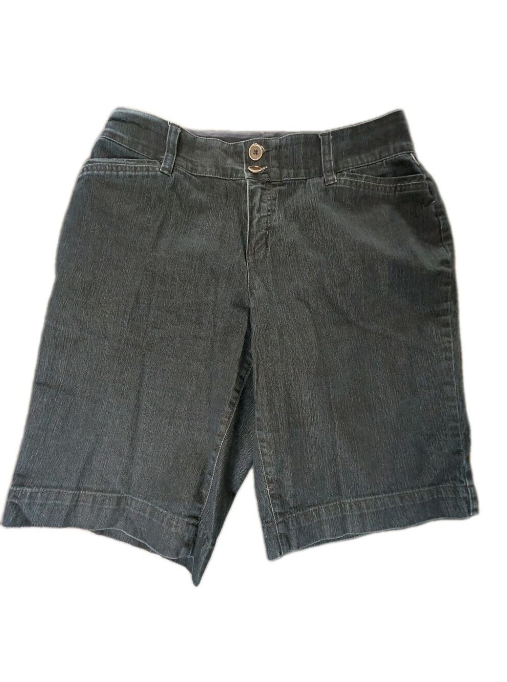 CJ Banks Shorts Khakis Chinos Mid-Rise Womens Size 14 Plus Blue Bermuda Stretchy